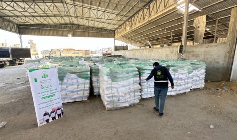 جمعية الفجر الشبابي الفلسطيني (FPYA) رابط التسجيل للحصول على مساعدات عينية ونقدية للأسر في غزة